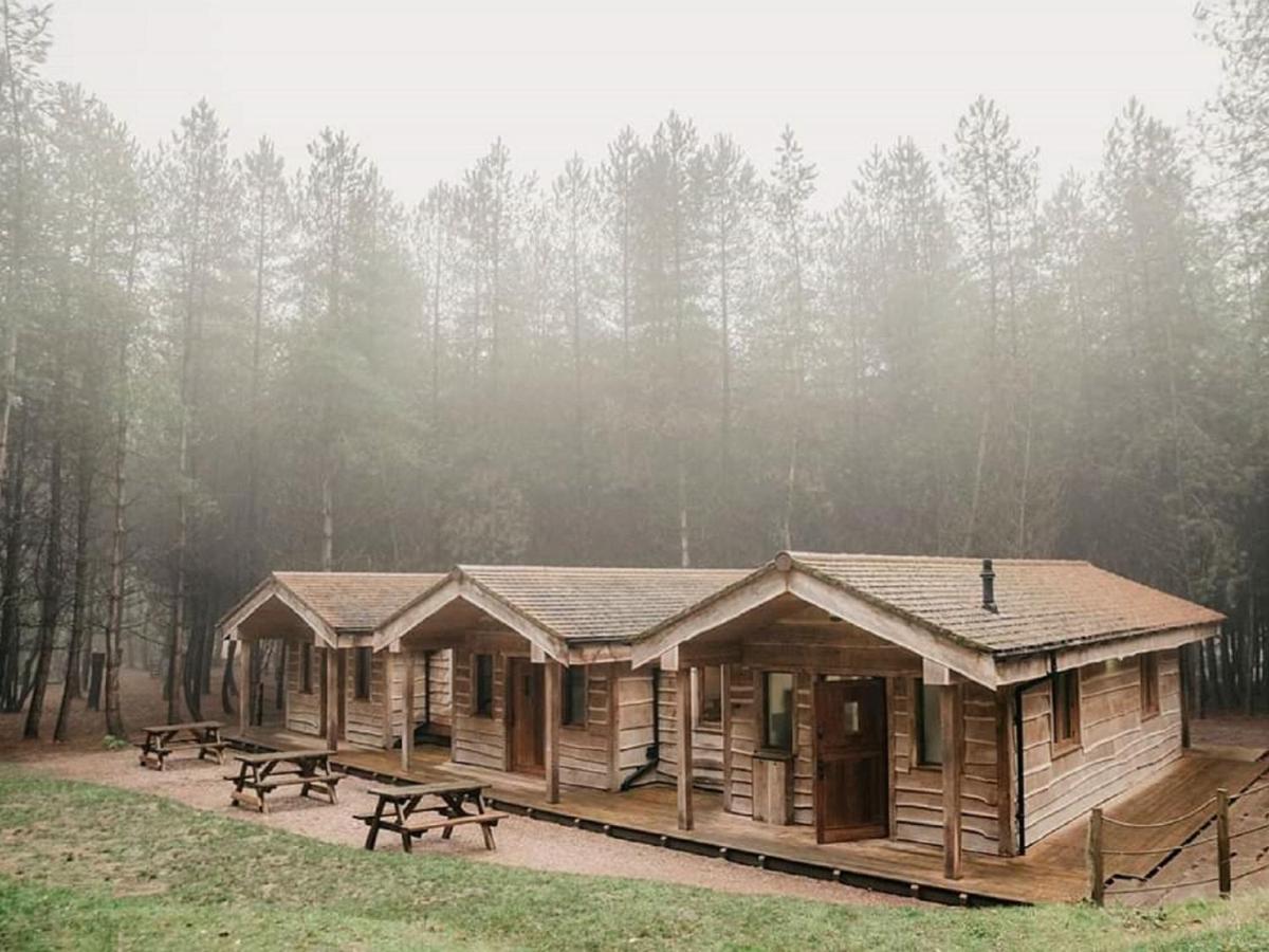 Wyldwood Lodge Cheadle  Eksteriør billede