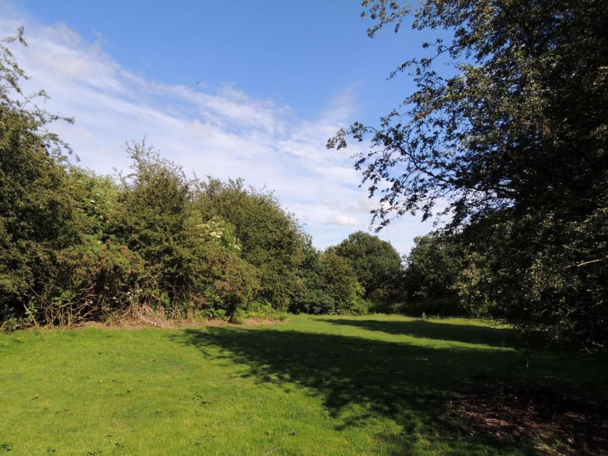 Wyldwood Lodge Cheadle  Eksteriør billede